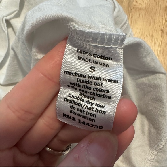 Lulusimonstudios X Jana Kramer “dare to begin” white distressed tee shirt - Picture 6 of 9